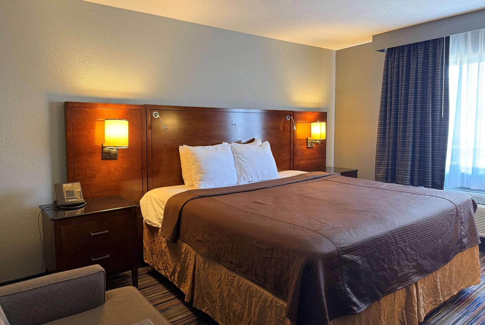 Travelodge By Wyndham Bloomington Exteriér fotografie